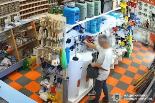 Жителю Марганца сообщили о подозрении в кражах из магазинов